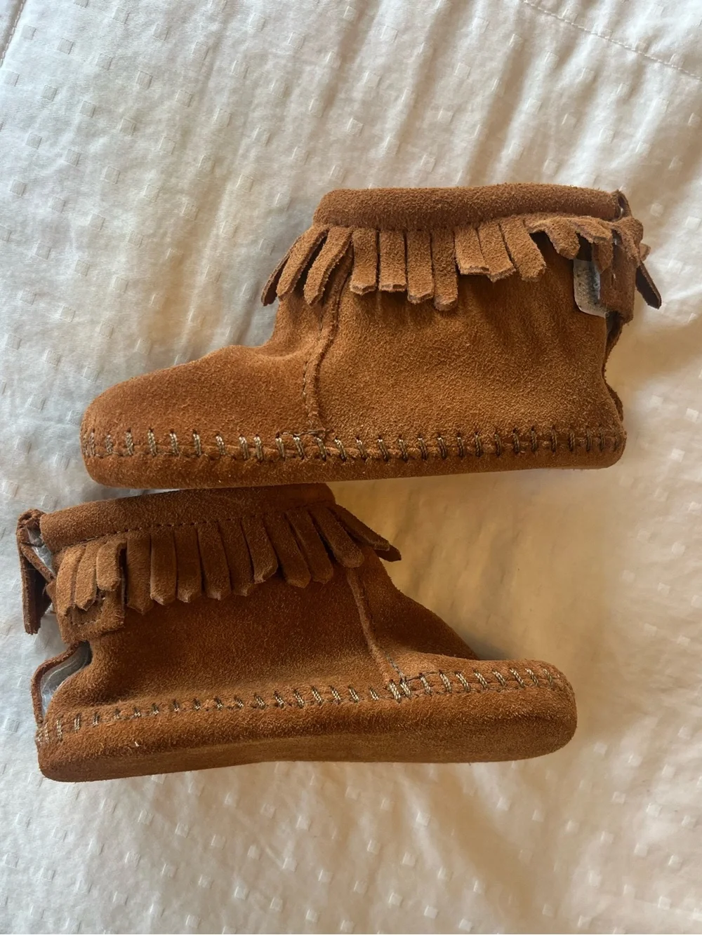 NWOB Minnetonka Back Flap Bootie | Baby Size 6 | Brown